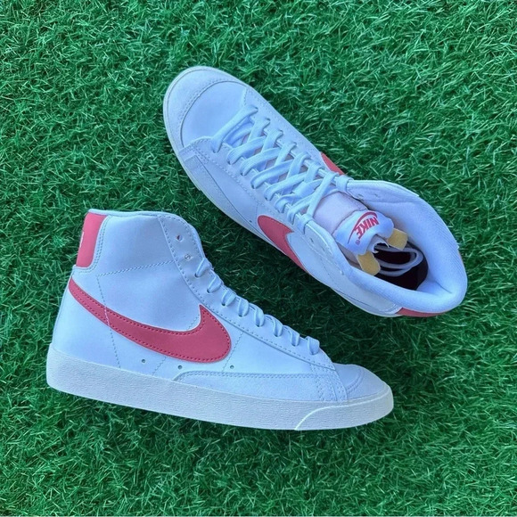 Nike Blazer Mid ‘77 NN White / Adobe Red Stardust - Sail - Picture 6 of 9